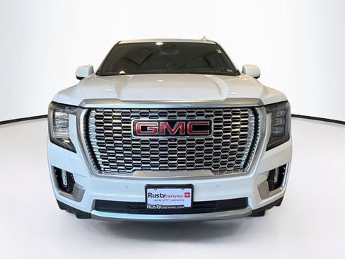 Used 2024 GMC Yukon Denali w/ Max Trailering Package image 2