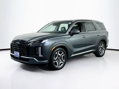 Used 2023 Hyundai Palisade Limited w/ Cargo Package