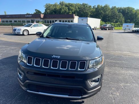Used 2018 Jeep Compass Limited w/ Navigation Group FWD image 9