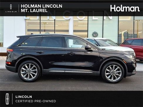 Used 2022 Lincoln Corsair AWD w/ Premium Package image 1
