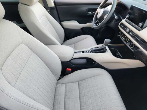 Used 2024 Honda HR-V LX image 13