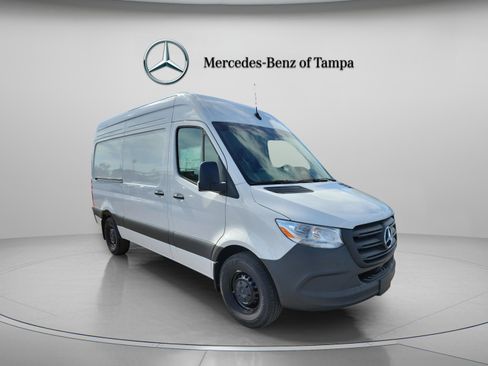 New 2025 Mercedes-Benz Sprinter 2500 image 4