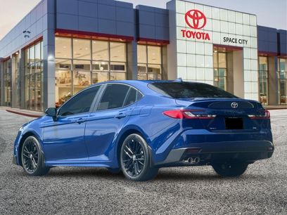 New 2026 Toyota Camry SE w/ Convenience Package