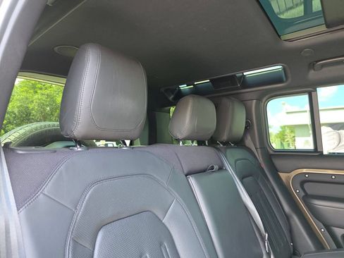Used 2020 Land Rover Defender 110 X AWD/4WD image 18