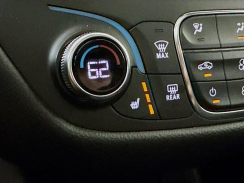 Used 2022 Chevrolet Equinox RS w/ RS Plus Package AWD/4WD image 23