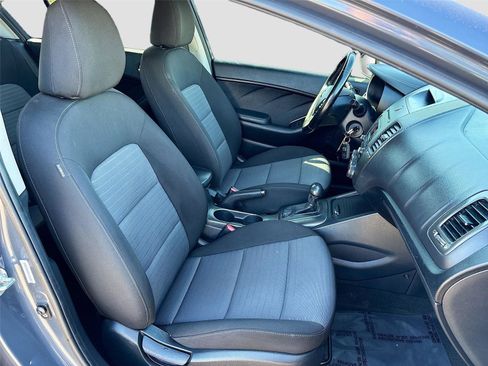 Used 2015 Kia Forte EX image 26