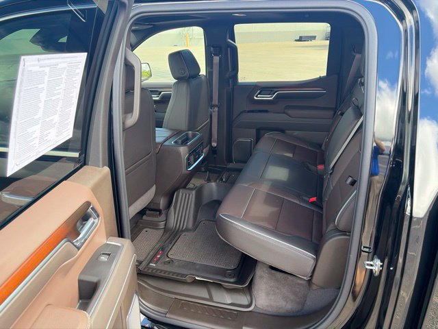 Used 2026 GMC Sierra 1500 Denali w/ Denali Reserve Package AWD/4WD image 13