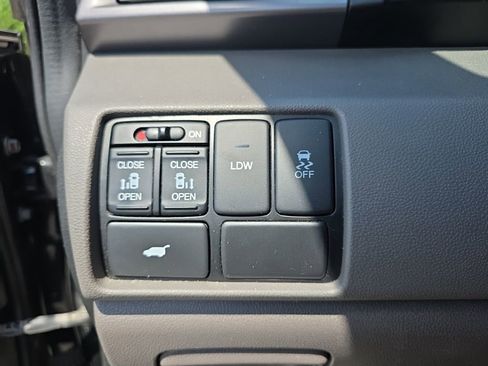 Used 2014 Honda Odyssey EX-L image 21