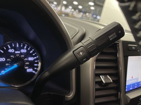 Used 2020 Ford F250 Lariat image 26