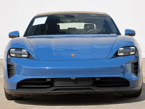 Used 2023 Porsche Taycan w/ Premium Package RWD image 7