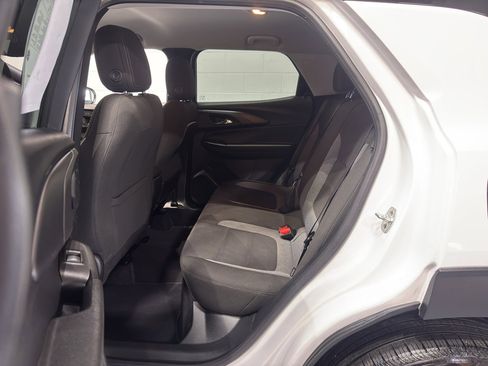 Used 2025 Chevrolet TrailBlazer LT image 12