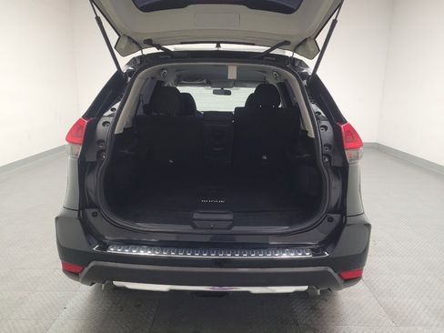 Used 2018 Nissan Rogue S FWD image 29