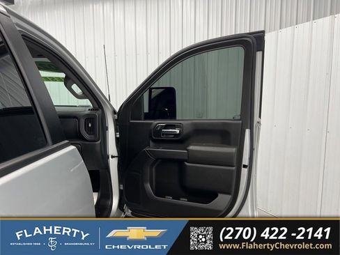 Used 2022 Chevrolet Silverado 2500 W/T AWD/4WD image 14