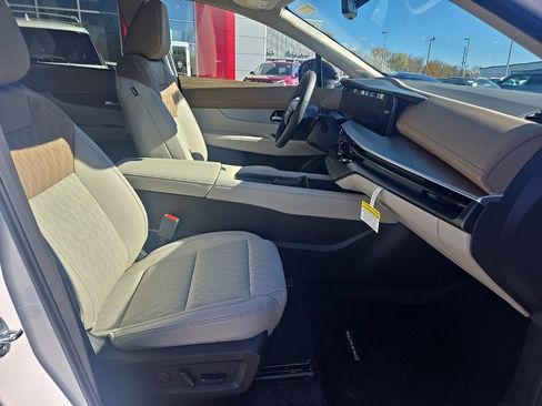 New 2026 Nissan Murano Platinum w/ Technology Package image 23