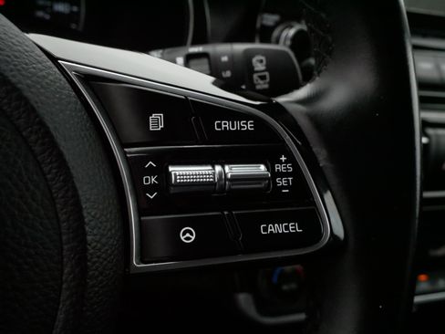 Used 2022 Kia Seltos EX image 25