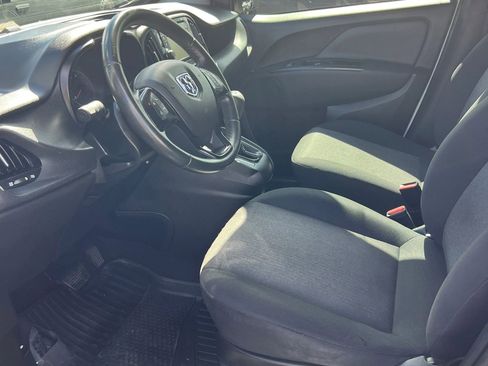 Used 2020 RAM ProMaster City Tradesman SLT image 10