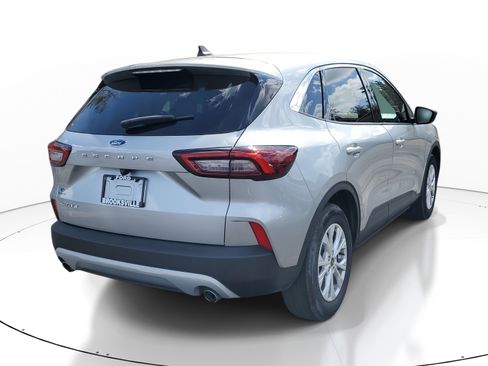 Used 2024 Ford Escape Active image 6