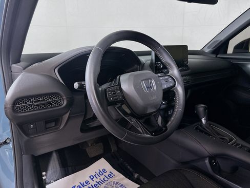 Used 2024 Honda HR-V Sport image 9