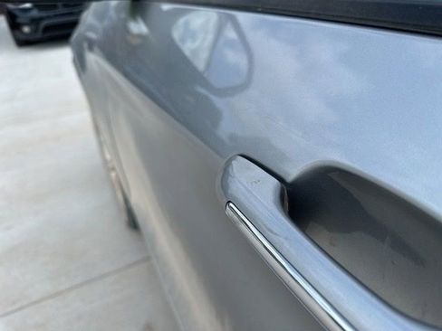 Used 2021 Ford Explorer Limited w/ Equipment Group 301A image 3