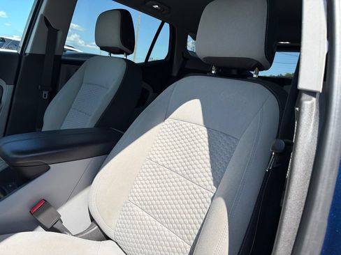 Used 2020 GMC Terrain SLE w/ Driver Convenience Package FWD image 19