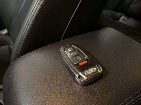 Used 2010 Audi A4 2.0T Premium FWD image 90