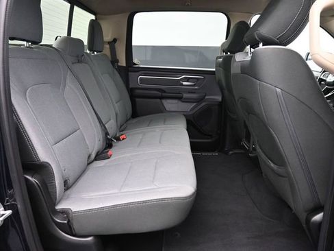 Used 2019 RAM 1500 Big Horn AWD/4WD image 34