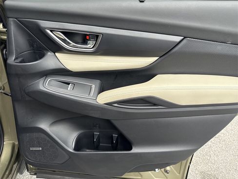 Certified 2023 Subaru Ascent Limited w/ Technology Package image 35