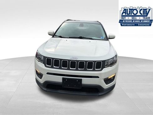 Used 2019 Jeep Compass Latitude w/ Popular Equipment Group AWD/4WD image 12