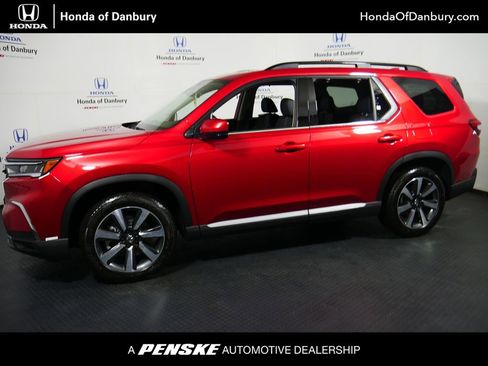 New 2026 Honda Pilot Touring image 1