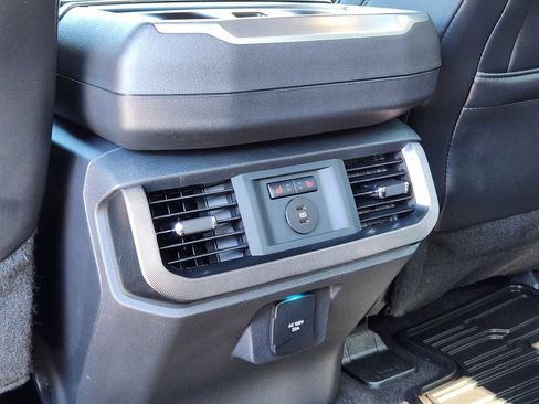Used 2025 Ford F150 Platinum w/ Equipment Group 702A High AWD/4WD image 34