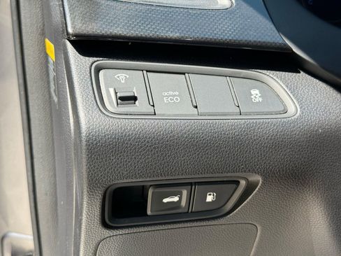 Used 2014 Hyundai Azera Limited w/ Option Group 02 FWD image 40