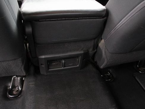 Used 2012 RAM 3500 ST w/ Chrome Appearance Group image 33