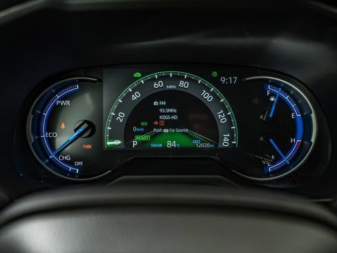 Used 2025 Toyota RAV4 LE AWD/4WD image 23