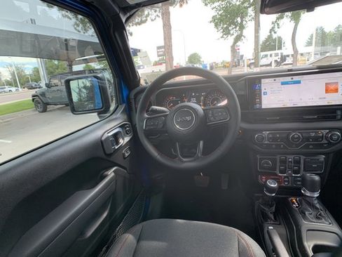 New 2024 Jeep Wrangler Unlimited Rubicon w/ Capability Package image 19