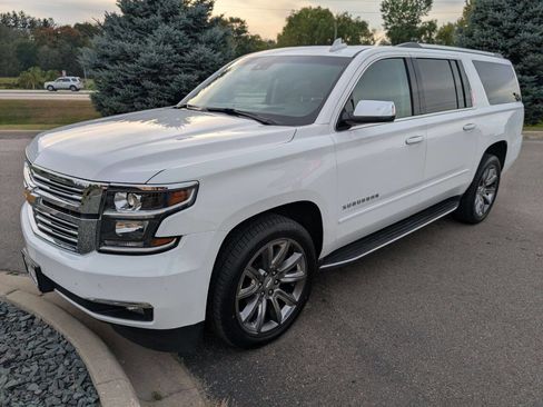 Used 2018 Chevrolet Suburban Premier image 5