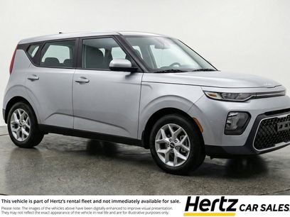 Used 2025 Kia Soul LX w/ LX Technology Package