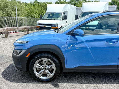 Used 2022 Hyundai Kona SEL w/ Convenience Package AWD/4WD image 9