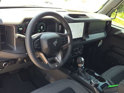 New 2025 Ford Bronco 4-Door AWD/4WD image 16
