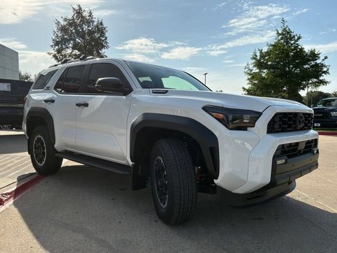 New 2026 Toyota 4Runner TRD Off-Road Premium AWD/4WD image 4