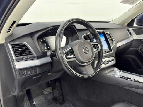 Used 2018 Volvo XC90 T8 Momentum w/ Convenience Package image 13