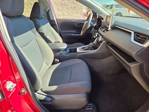 Used 2023 Toyota RAV4 LE image 20