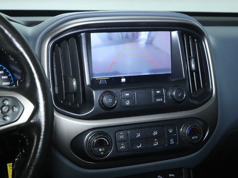 Used 2020 Chevrolet Colorado Z71 AWD/4WD image 28