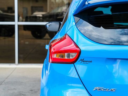 Used 2017 Ford Focus RS AWD/4WD image 16