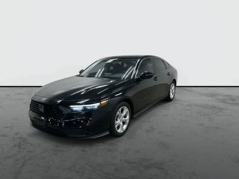 Used 2025 Honda Accord LX image 7