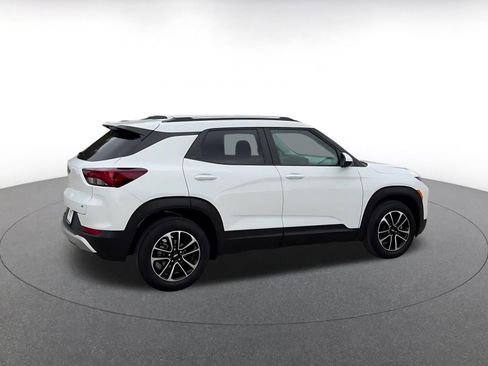 Used 2025 Chevrolet TrailBlazer LT image 15