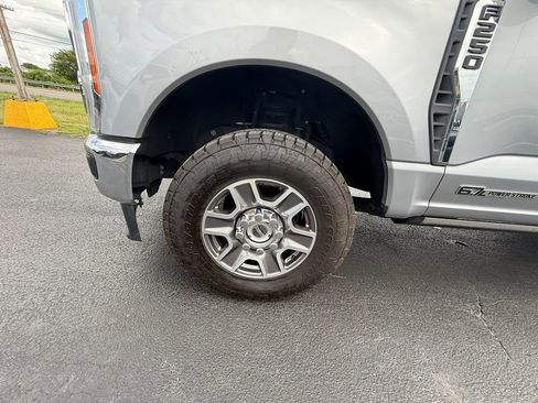 Used 2023 Ford F250 Lariat AWD/4WD image 10