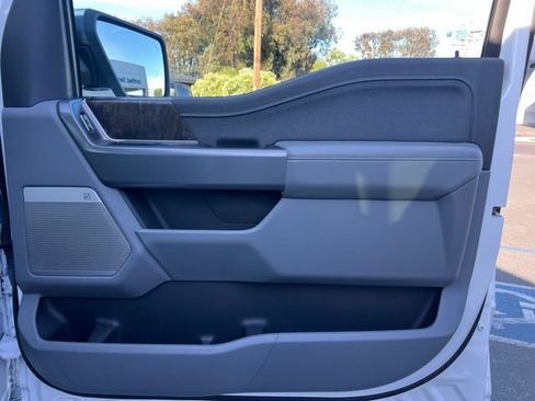 Used 2022 Ford F150 Lariat AWD/4WD image 35
