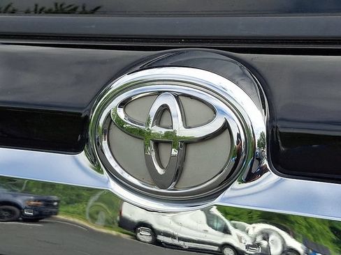 Used 2012 Toyota 4Runner SR5 w/ Convenience Pkg AWD/4WD image 36