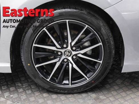 Used 2023 Toyota Camry SE image 29