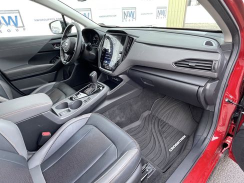 Used 2024 Subaru Crosstrek 2.5i Limited w/ Popular Package #3A image 27